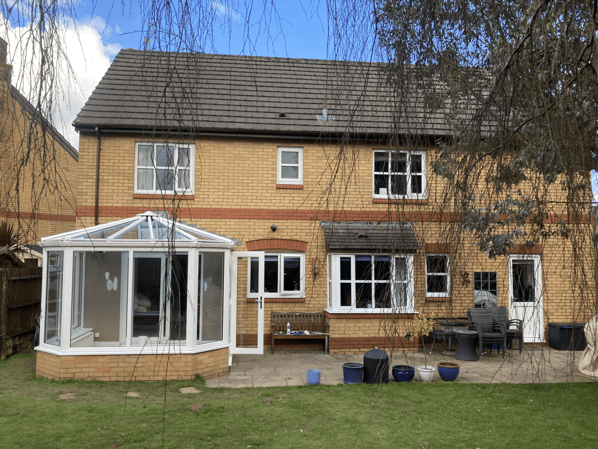 Daimant windows and doors fitted across Caerphilly and Cardiff, book a free survey